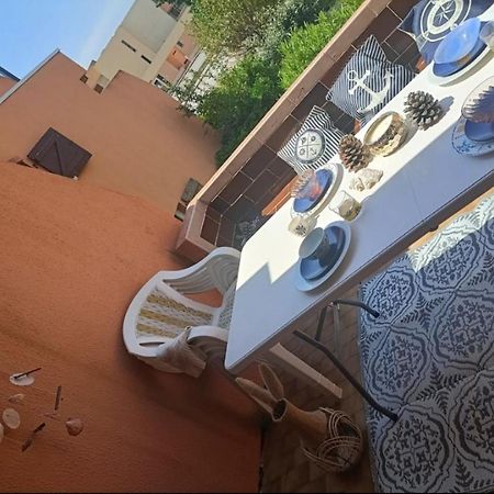 Appartement " Le Grand Bleu " A 3 Min De La Plage Ла-Лонд-ле-Мор Экстерьер фото